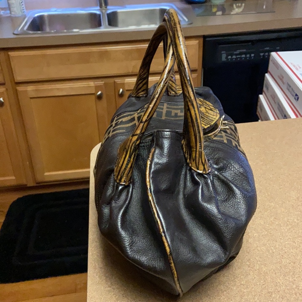 Fendi Tortuga Spy Large Satchel - Picture 5 of 16